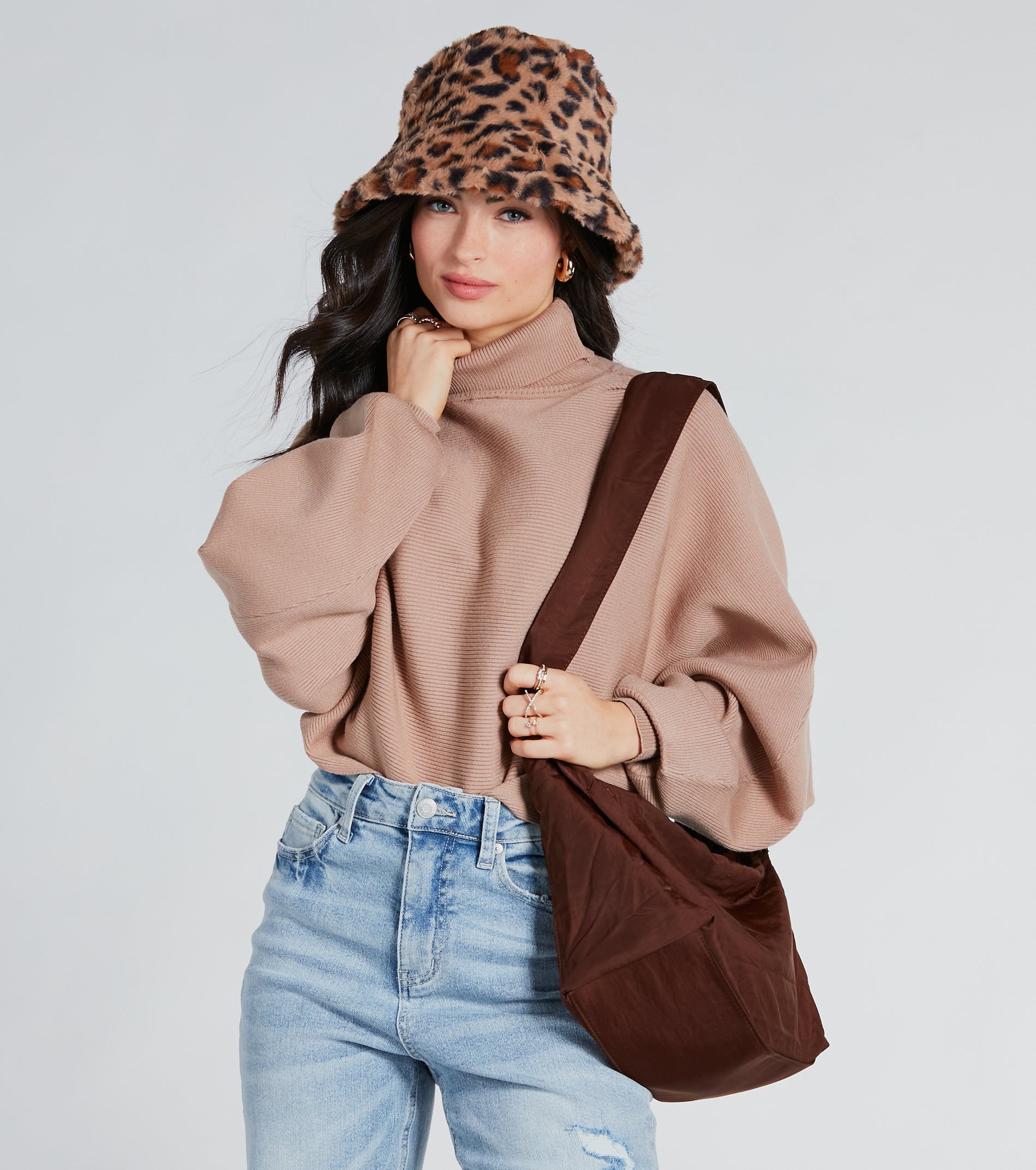 Carry On In Style Scrunch Shoulder Bag - Image 5