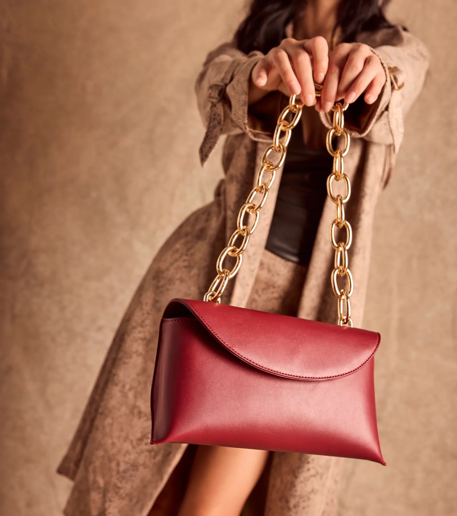 Fab Night Out Faux Leather Chain Link Handbag - Image 5