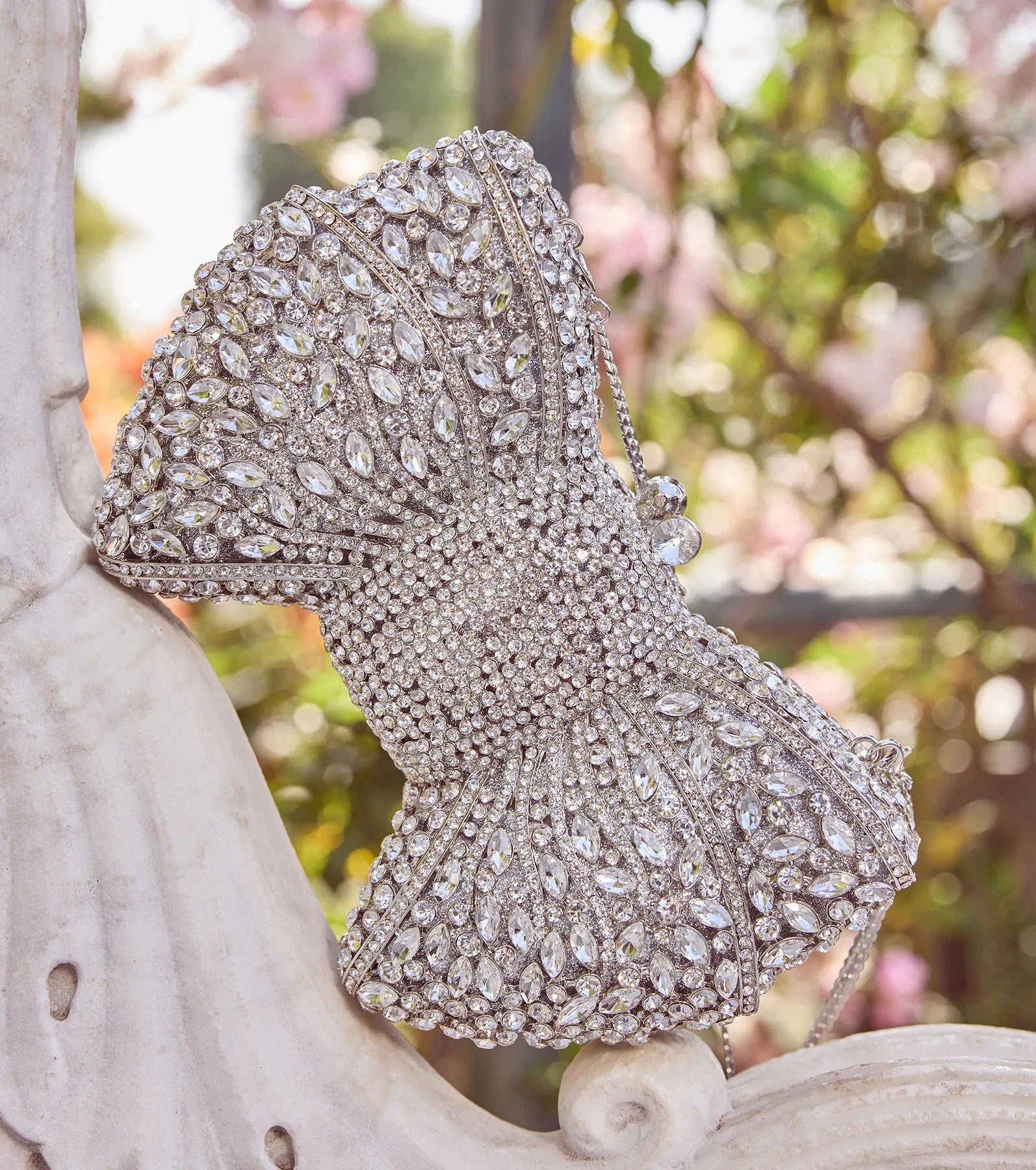 Looks So Divine Rhinestone Bow Minaudiere Clutch - Image 3