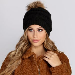 Cozy Cutie Pom Pom Beanie