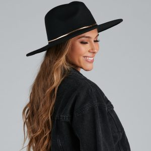 Simply Chic Faux Wool Panama Hat