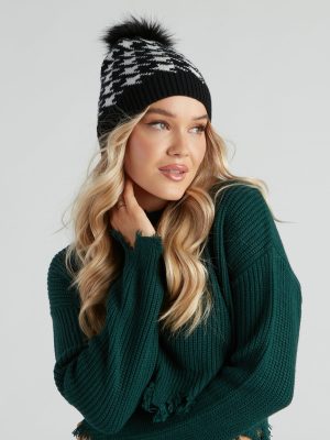 Winter Chic Houndstooth Knit Beanie