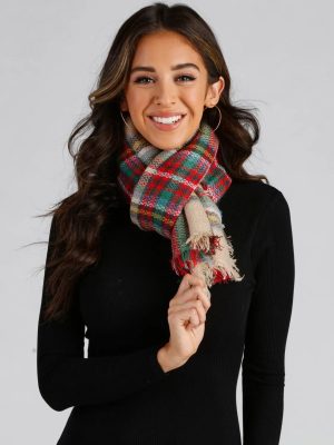 Fireside Cozy Plaid Frayed Scarf