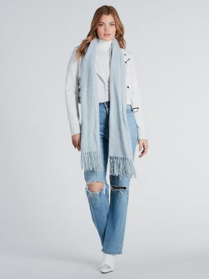 Afternoon Cuddles Fuzzy Fringe Scarf