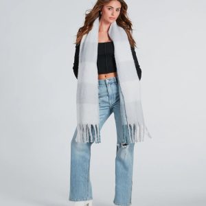 Cozy Stroll Colorblock Fringe Blanket Scarf
