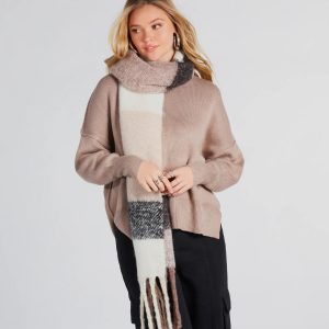 Must-Have Fringe Plaid Scarf