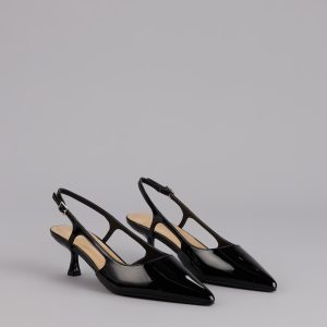 Keep It Chic Kitten Heel Pumps