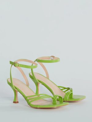 Simply Fab Patent Faux Leather Kitten Heels