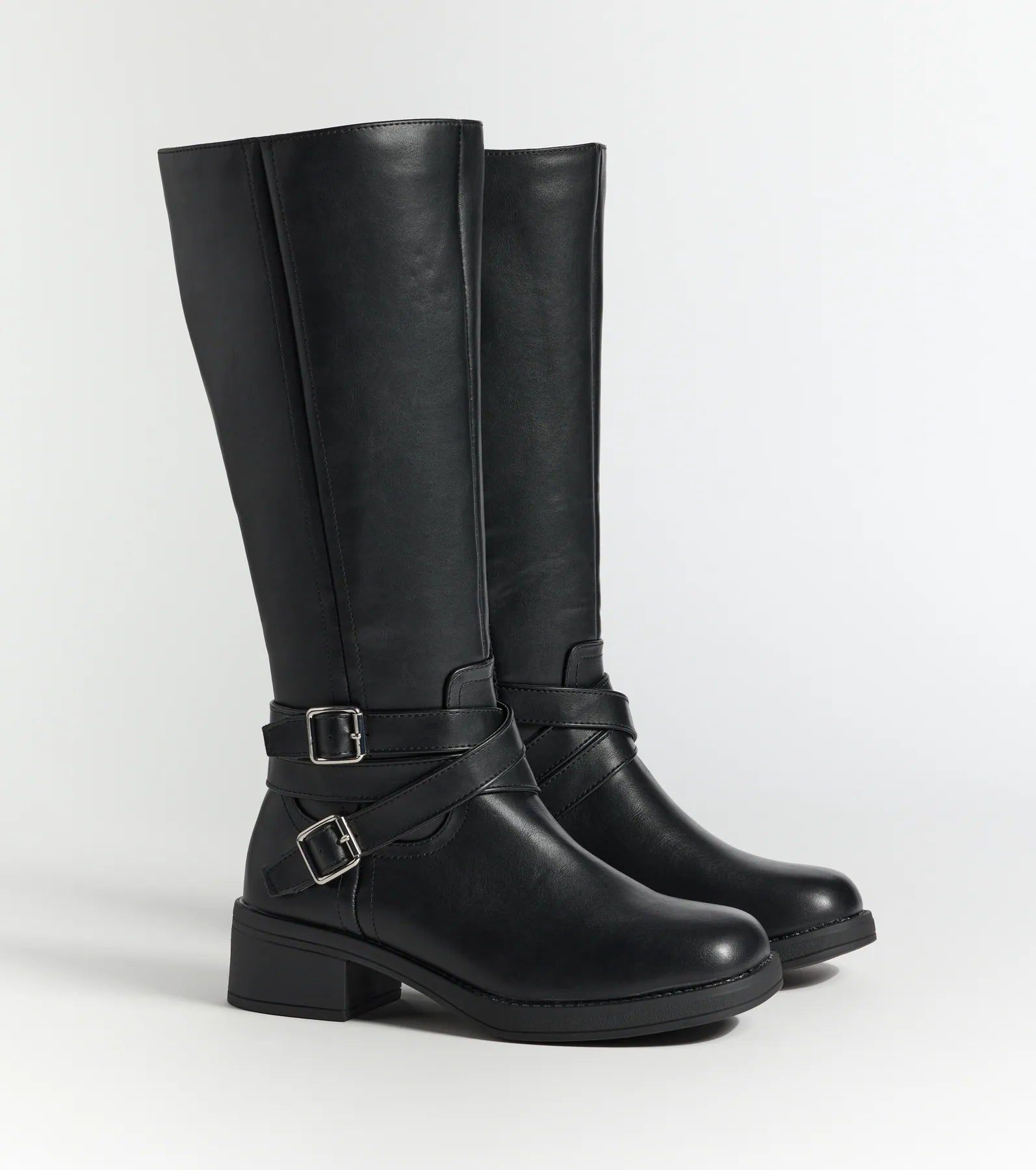 Effortlessly Edgy Under-The-Knee Boots - Image 6