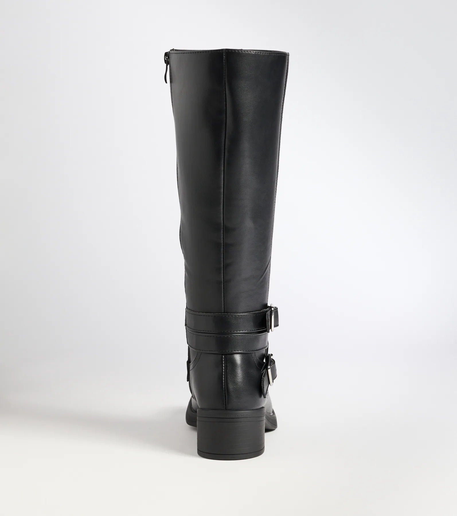 Effortlessly Edgy Under-The-Knee Boots - Image 9