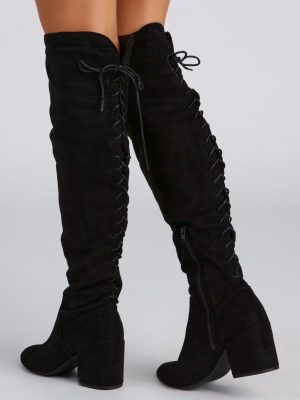 Chic Trends Lace-Up Boots