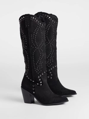 Western Edge Studded Cowboy Boots