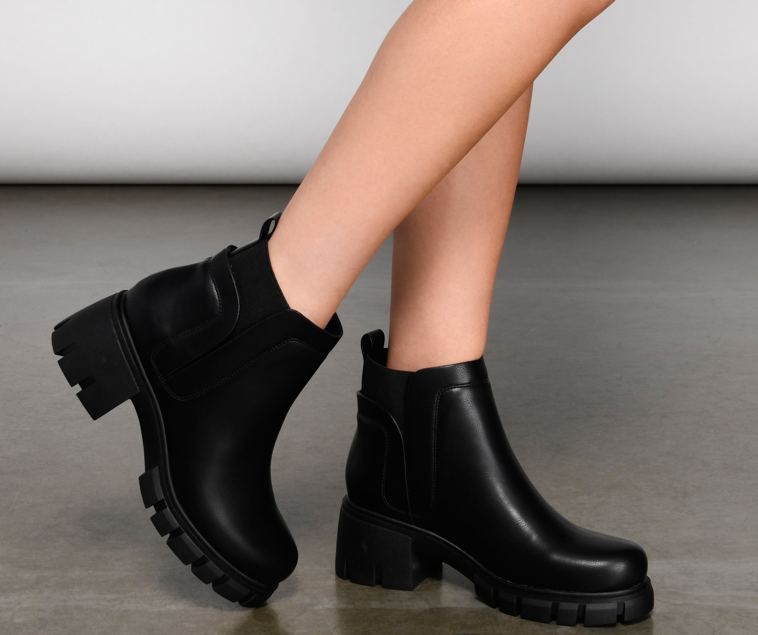 On The Edge Trendy Lug Sole Bootie - Image 3