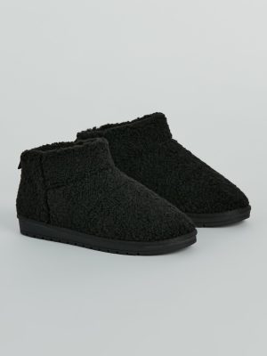 Plush Comfort Faux Sherpa Booties