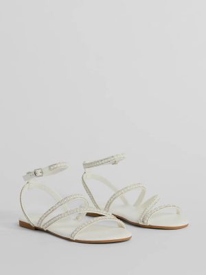 Stunning Artistry Crystal Faux Pearl Strappy Sandals