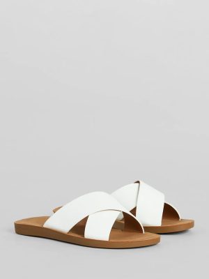 Feeling Good Criss Cross Faux Leather Flat Sandals
