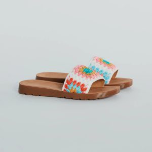 Summer Mood Floral Crochet Sandals