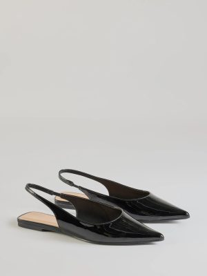 So Stunning Faux Patent Leather Pointy Flats