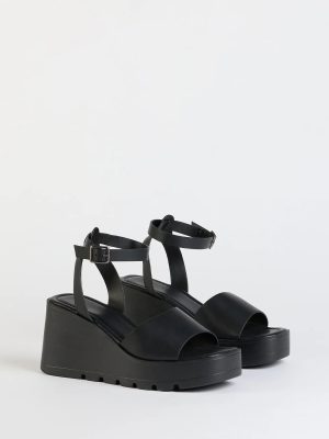 90s Wish Platform Wedges