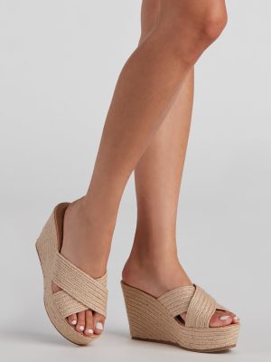 Perfect Summer Style Straw Wedges