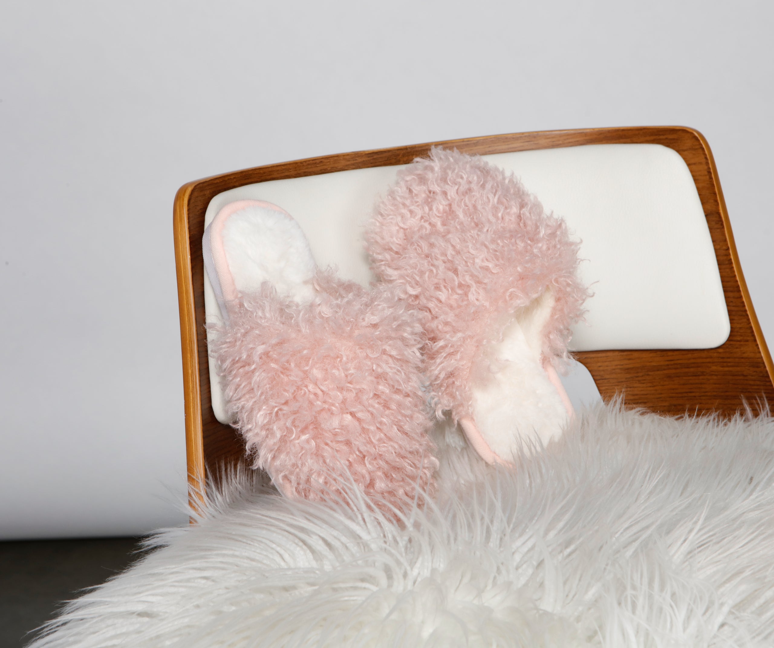 Cozy Life Faux Fur Slippers - Image 6