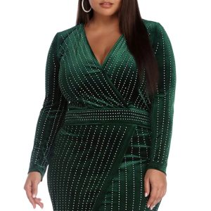 Plus Cassie Velvet Wrap Dress